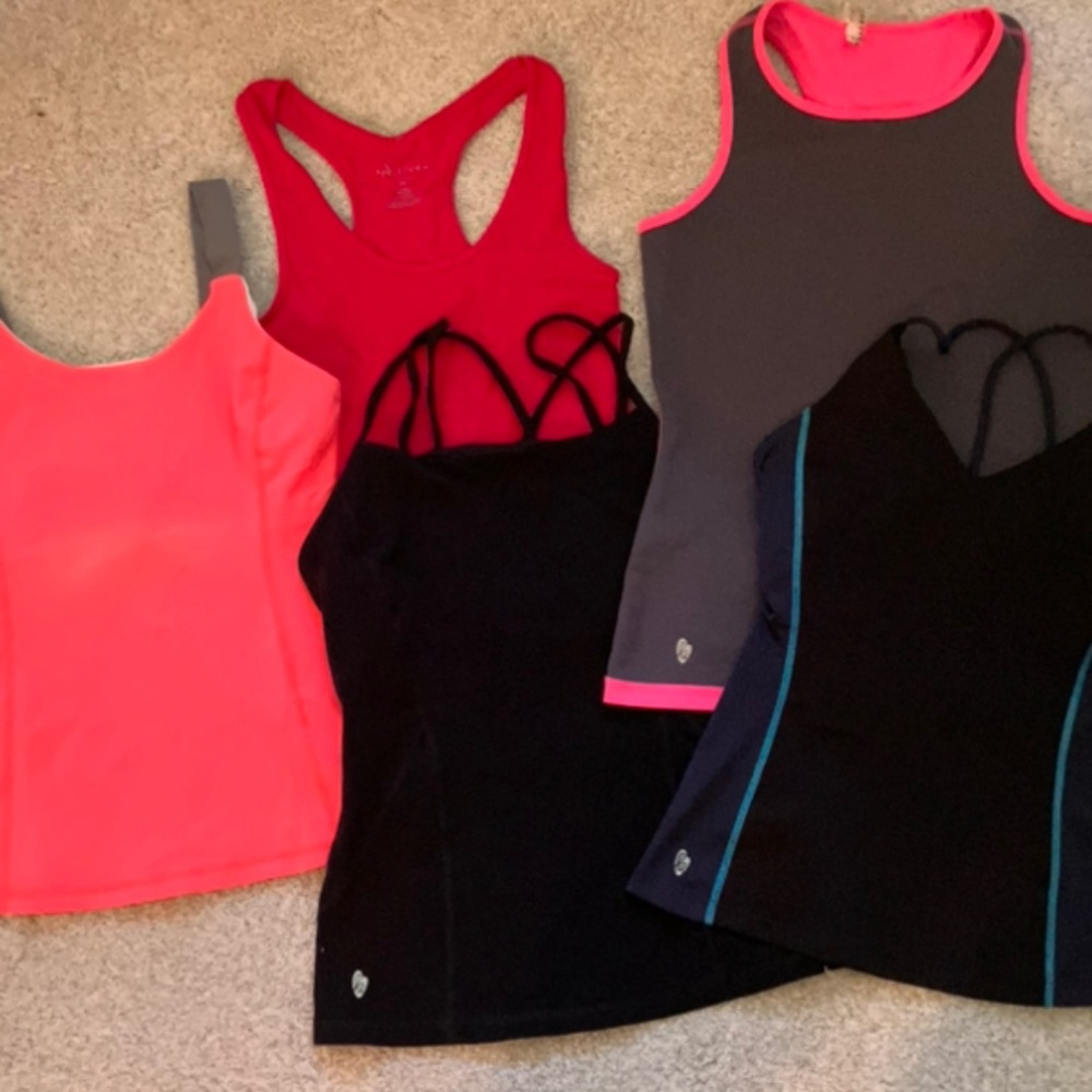 Set of 5 workout tops (Ellie Active)